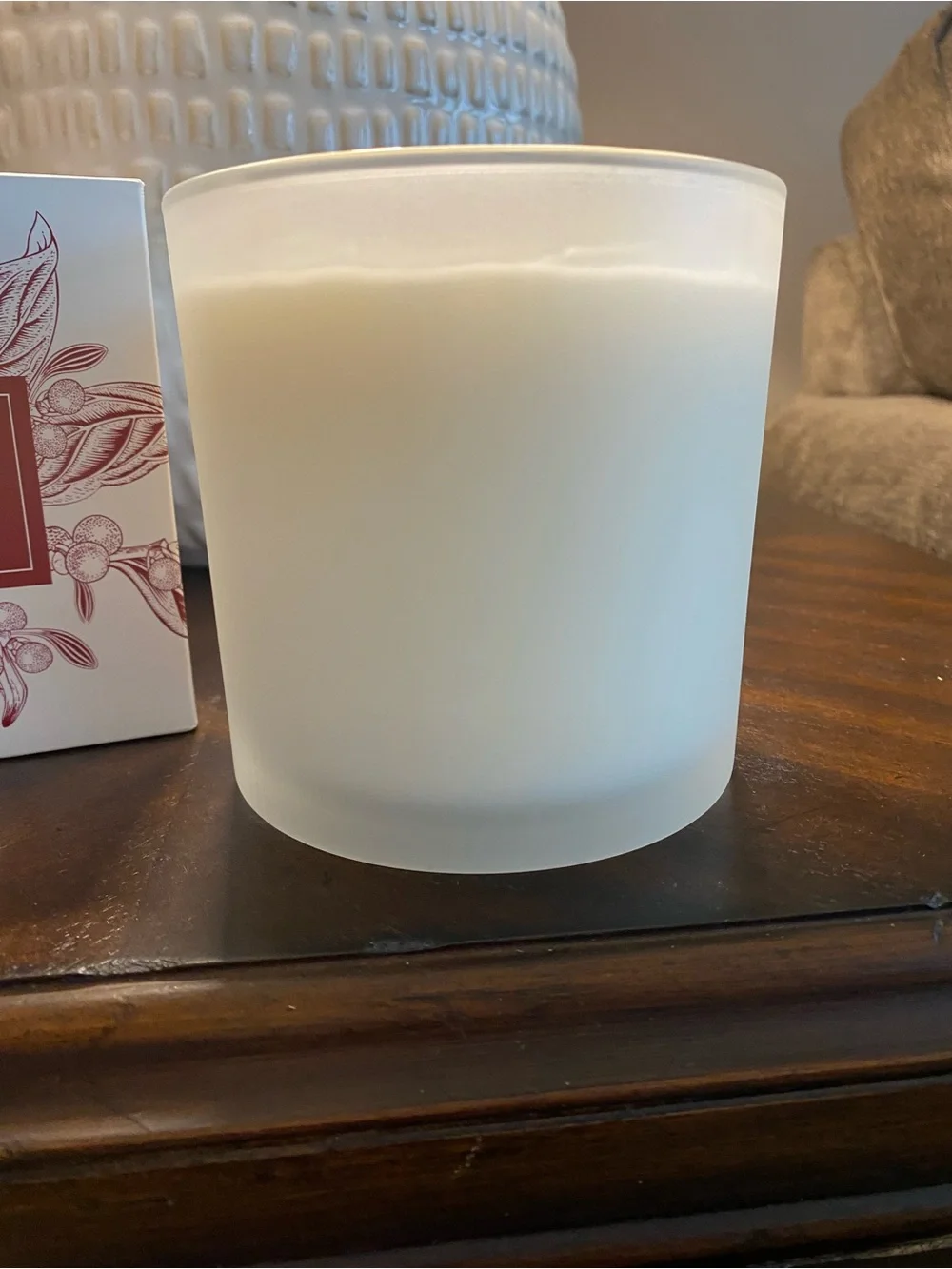 Williams Sonoma Winter Berry Candle — Cream Box with Red Accents